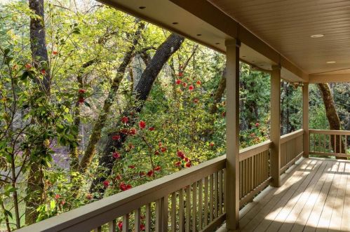 13407 Thoroughbred Loop, Grass Valley CA  95949-7691 exterior
