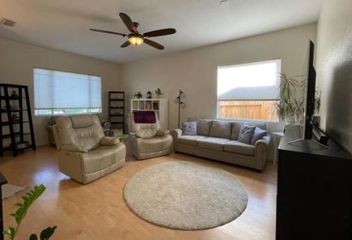136 Johnson St, Wheatland, CA 95692-9230
