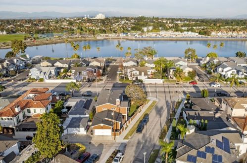 5250 Appian Way, Long Beach CA  90803-1901 exterior