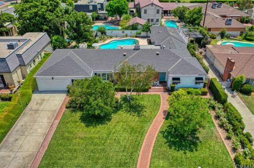3277 Broadmoor Blvd, San Bernardino, CA 92404-2401