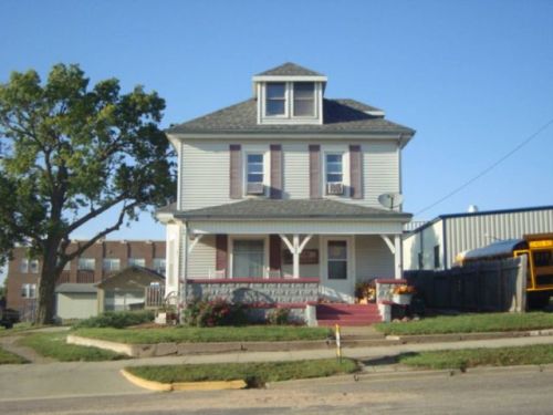 208 Washington St, Hanover, KS 66945-8942