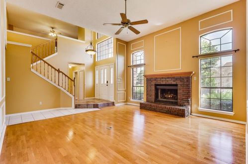 1111 Timbercreek Dr, Allen TX  75002-2329 exterior