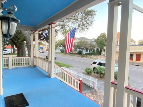 1513 23rd St, Galveston TX 77550-5396 exterior