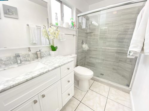 2329 Clinton Ave, Richmond CA 94804-1415 exterior