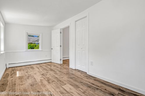 462 Vine St, Bricktown NJ  08723-6243 exterior