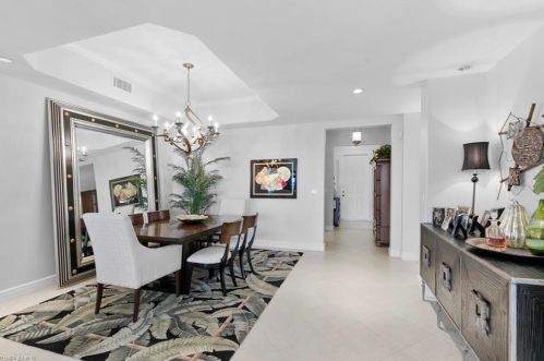 570 El Camino Real, Naples, FL 34119-4790