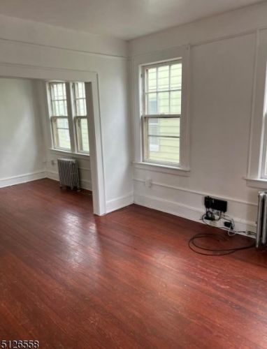 139 Willowdale Ave, Montclair NJ  07042-4316 exterior