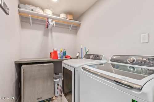 15268 52nd Dr, Glendale AZ  85306-4309 exterior