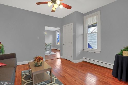 423 Market St, Highspire PA  17034-1415 exterior