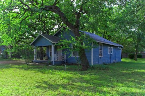 5416 Hampshire Blvd, Fort Worth, TX 76112-6817