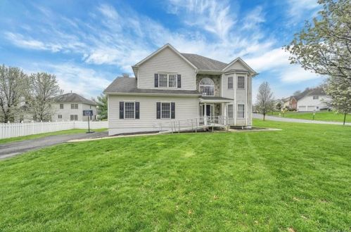 626 Mount Airy Rd, Newburgh, NY 12553-8961