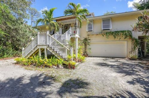 1060 Logan Blvd, Naples, FL 34116-3908