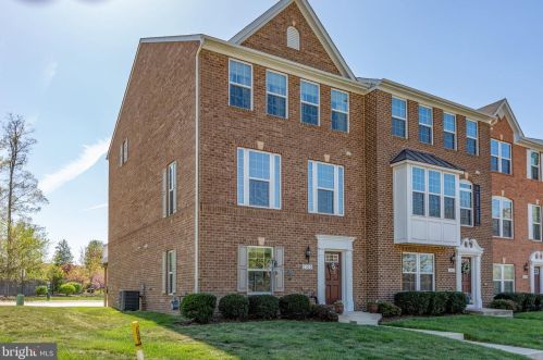 1100 Oakwood St, Fredericksburg, VA 22401-5225