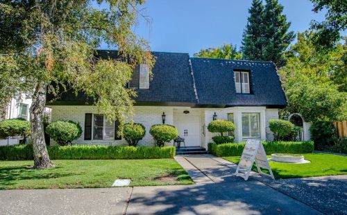 643 College St, Woodland, CA 95695-3955