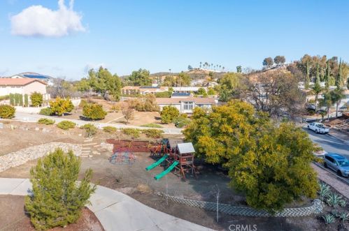 34291 Tractor Trl, Wildomar CA  92595-9490 exterior