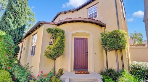203 Great Lawn, Irvine, CA 92620-3831