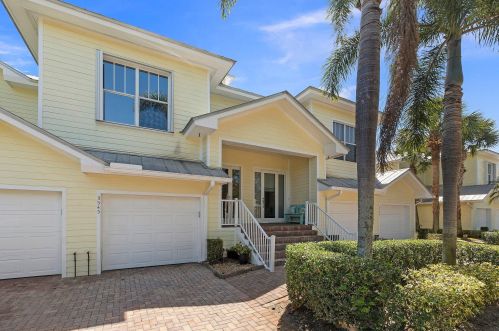 3545 Sawgrass Villas Dr, Palm City, FL 34990-3267
