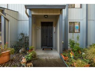 4125 8th St, Damascus, OR 97030