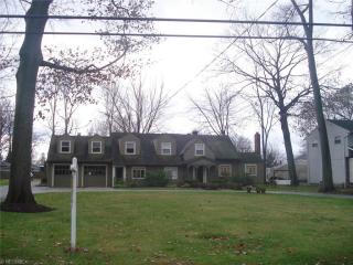 34460 Beach Park Ave, Willoughby, OH 44095-2434