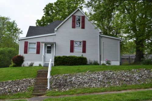 308 Water St, Youngs Creek, IN 47454-1345