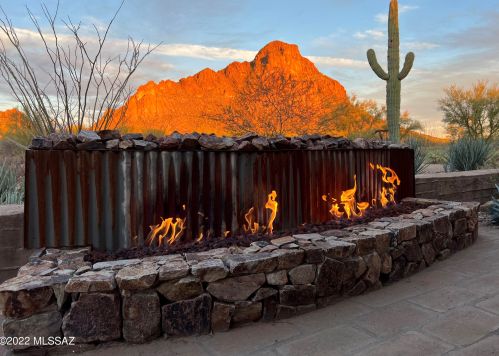 3067 Smokin Pistol Way, Tucson, AZ 85713-6355