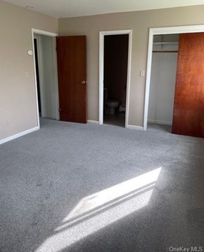 408 Concord Ln, Middletown, NY 10940-6647