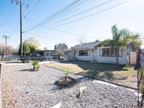 237 Edgerton Dr, San Bernardino, CA 92405-2302