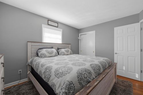 128 Hamilton Ave, Hebron OH  43025-7014 exterior