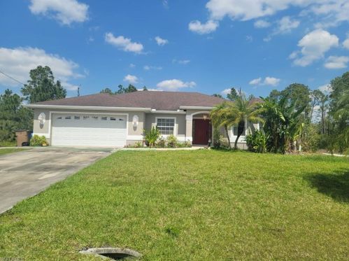 657 Kraft St, Lehigh Acres, FL 33974-5559