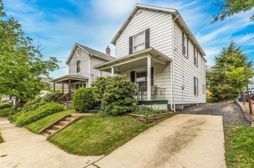 108 Clay St, Zelienople, PA 16063-1123