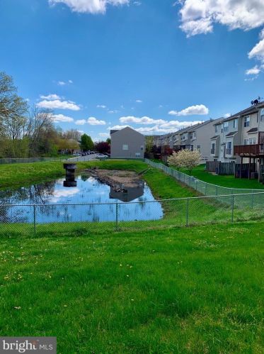 14238 Hunters Run Way, Gainesville VA  20155-4408 exterior