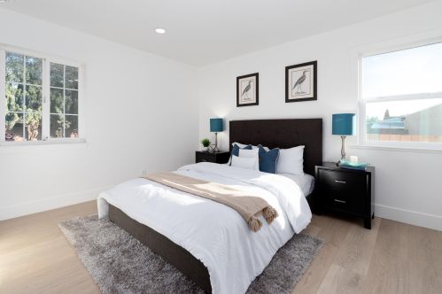 26184 Stanwood Ave, Hayward CA  94544-2736 exterior