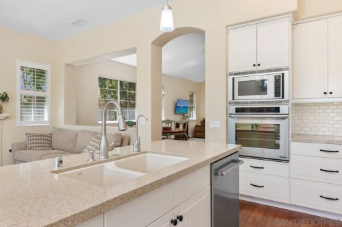 6162 Paseo Monona, Carlsbad CA  92009-2218 exterior