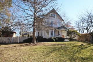 244 Stratfield Rd, Fairfield, CT 06825-1847