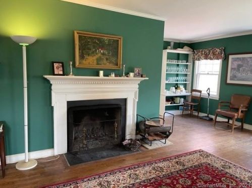 60 Campbell Dr, Stamford CT  06903-4032 exterior
