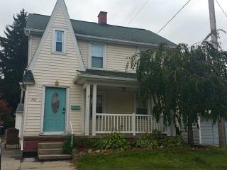 1511 Gould Rd, Toledo OH  43612-2277 exterior