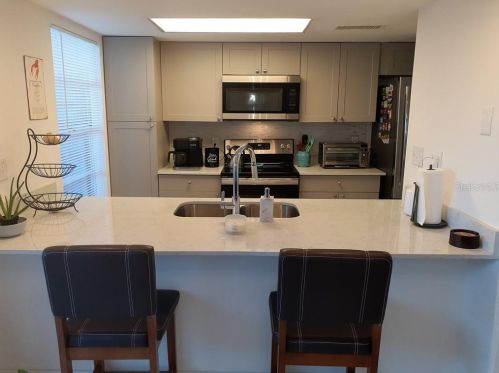 4033 Henley Rd, Orlando, FL 32839-7524