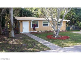 3323 Guilford Ct, Naples, FL 34112-6272