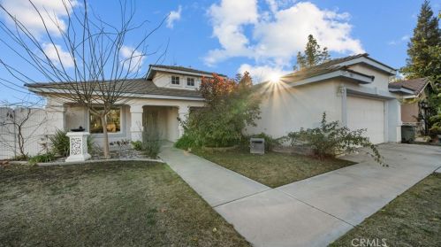 5817 Summer Country Dr, Bakersfield, CA 93313-5141