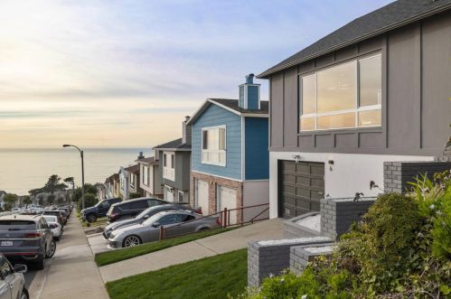 6 Rockford Ave, Daly City CA  94015-4724 exterior