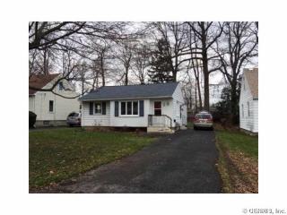 39 Marwood Rd, Rochester, NY 14616-2743