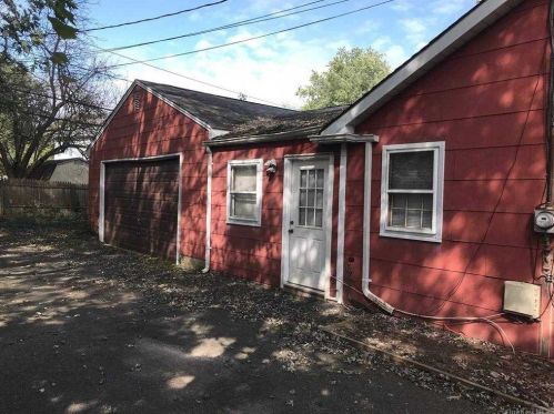22 Tinder Ln, Lake Grove, NY 11755-1811
