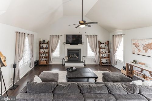 377 Waterfowl Dr, Magnolia DE  19962-2504 exterior