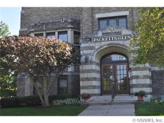 10 Packetts Gln, Fairport, NY 14450-2146