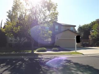 425 Crescent Dr, Roseville, CA 95678-6105