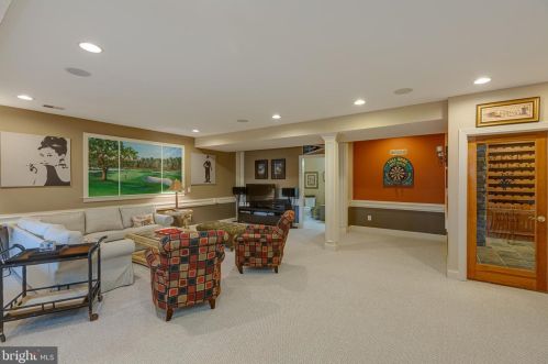 15089 Troon Ct, Haymarket VA  20169-3130 exterior