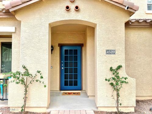 4509 Harrison St, Gilbert, AZ 85295-5840