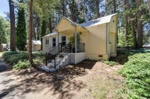 2972 Oak St, Pacific House, CA 95726-9625