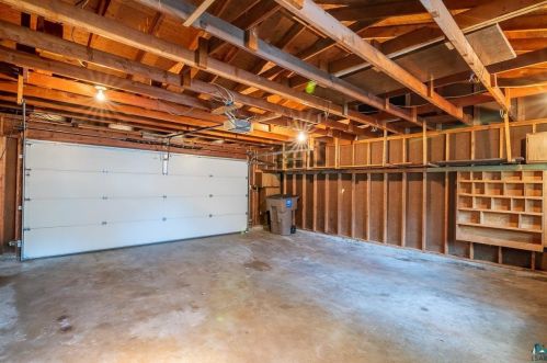 3402 Outer Dr, Hibbing MN 55746-2659 exterior