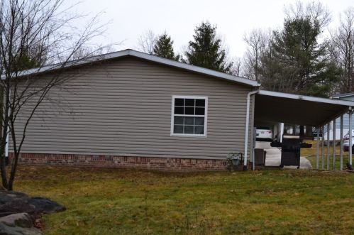 801 Center St, Boswell, PA 15531-2132
